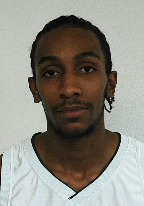 Phillip White of Bellwood, Ill. is the latest signee for the 2008-'09 men's basketball recuiting class.